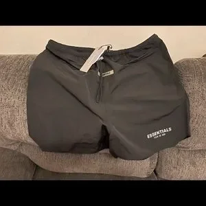 ★大人気★Fear Of God Essentials Nylon Active Shorts Fear of God Essentials Nylon Active Shorts Black Men's - US